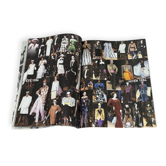 L’Officiel YSL Special Issue 1000 Modèles March 2002 Magazine - Picture 9 of 16
